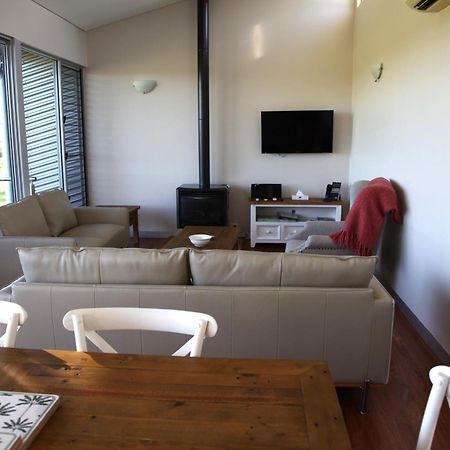 Aparthotel Adina Vineyard Lovedale Exterior foto
