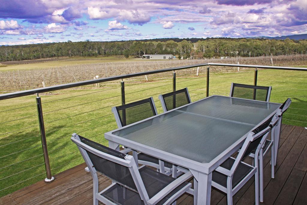 Aparthotel Adina Vineyard Lovedale Exterior foto